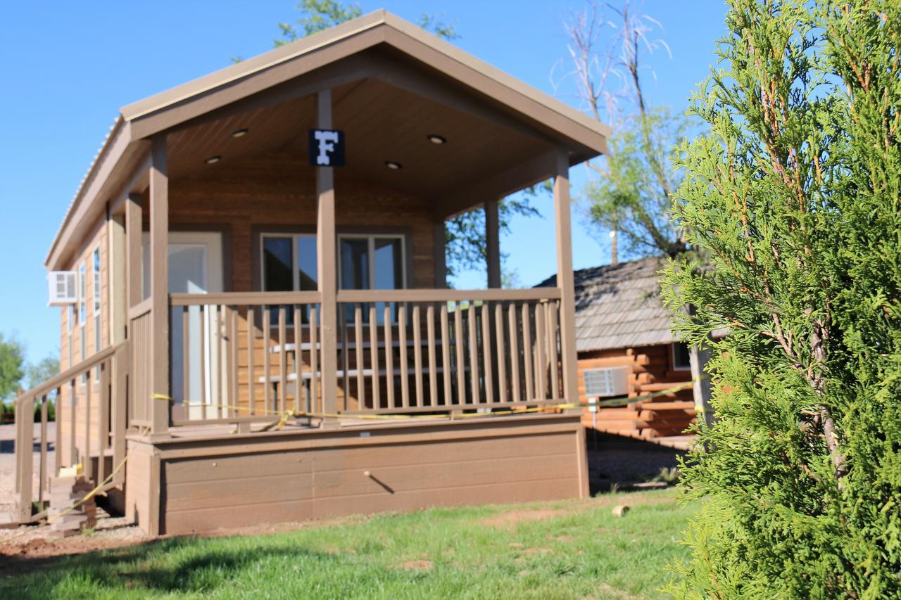 Holbrook Koa Hotel Exterior photo